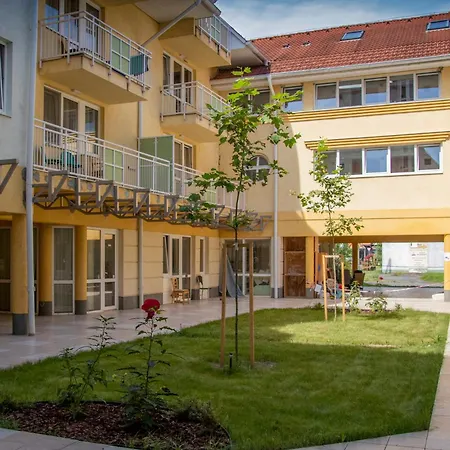 Thermal Apartment *
